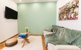 Mary'S Haven Apt Near Metro Station And Acropolis